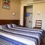Elysso Hotell 2*