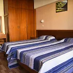 Elysso Hotell 2*
