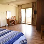Elysso Hotell Larnaca