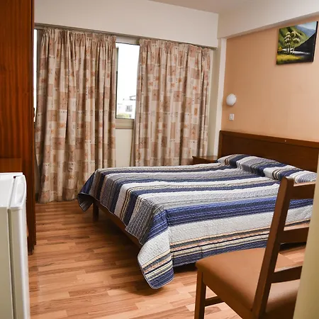 Elysso 2* לרנקה