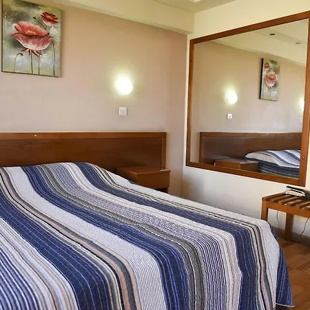 Elysso 2* לרנקה