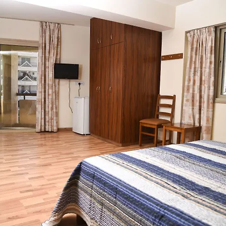 Elysso 2* Larnaca